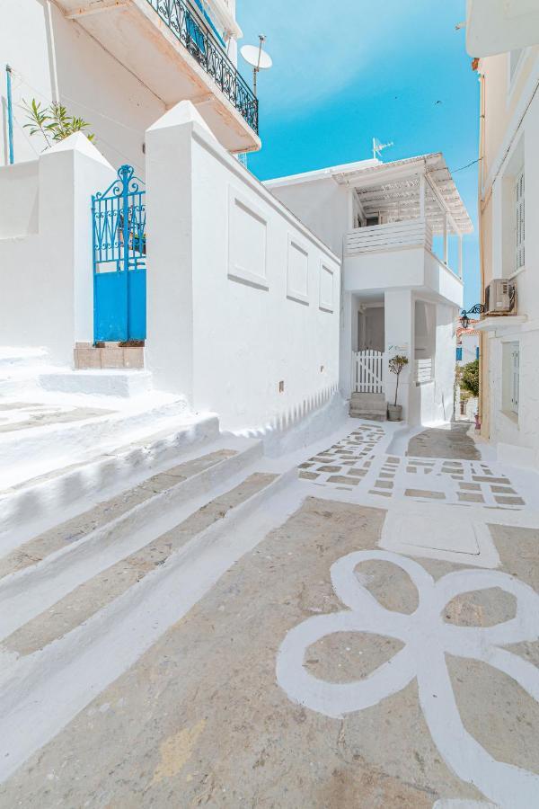 Lasia Boutique Apartment Ándros Екстериор снимка