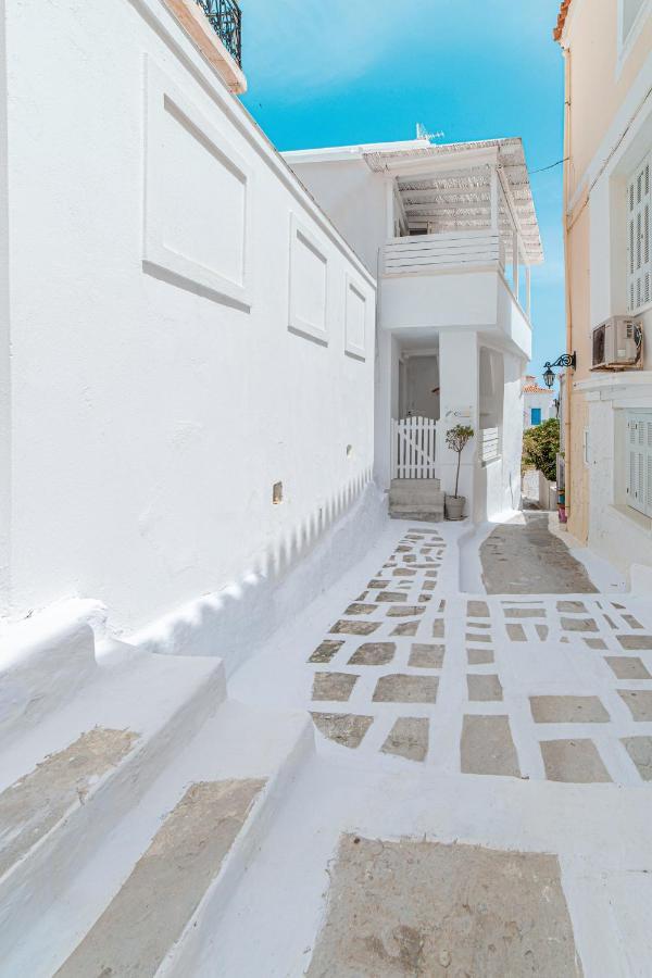 Lasia Boutique Apartment Ándros Екстериор снимка